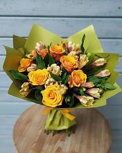 Букет цветов из:  Альстромерии и Розы #REPLACE_PRED# Обояни
