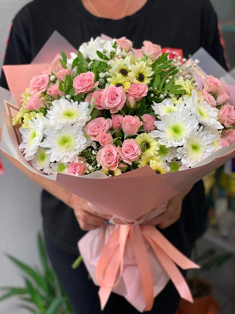 Букет цветов из: Розы и Хризантемы в Обояни