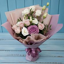 Букет цветов из:  Розы и Лизиантусы в Обояни