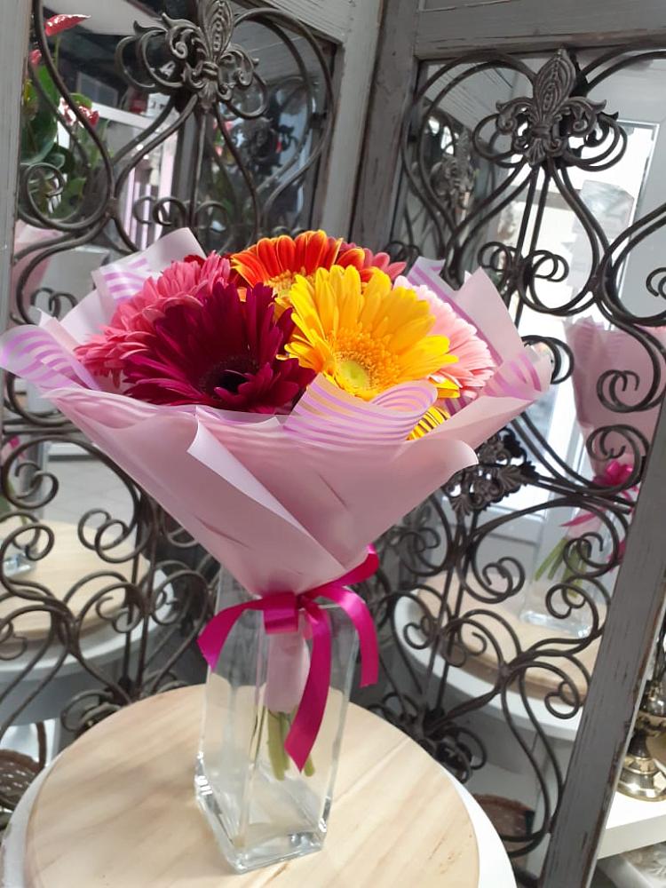 Букет цветов из: Герберы в Обояни