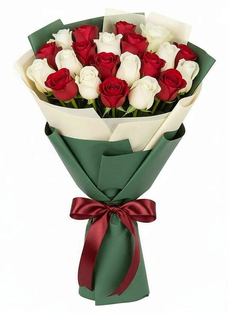 Букет Микс из красных и белых роз в Обояни