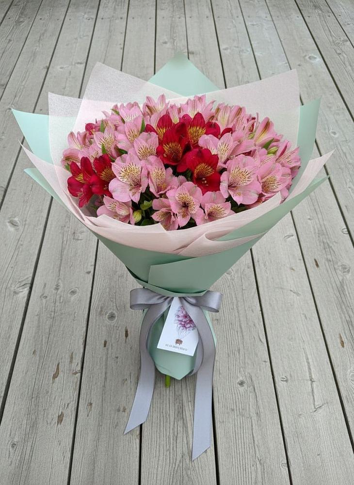 Букет цветов из: Альстромерии в Обояни