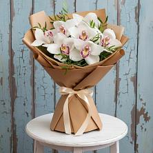Букет цветов из:  Орхидеи и Розы в Обояни